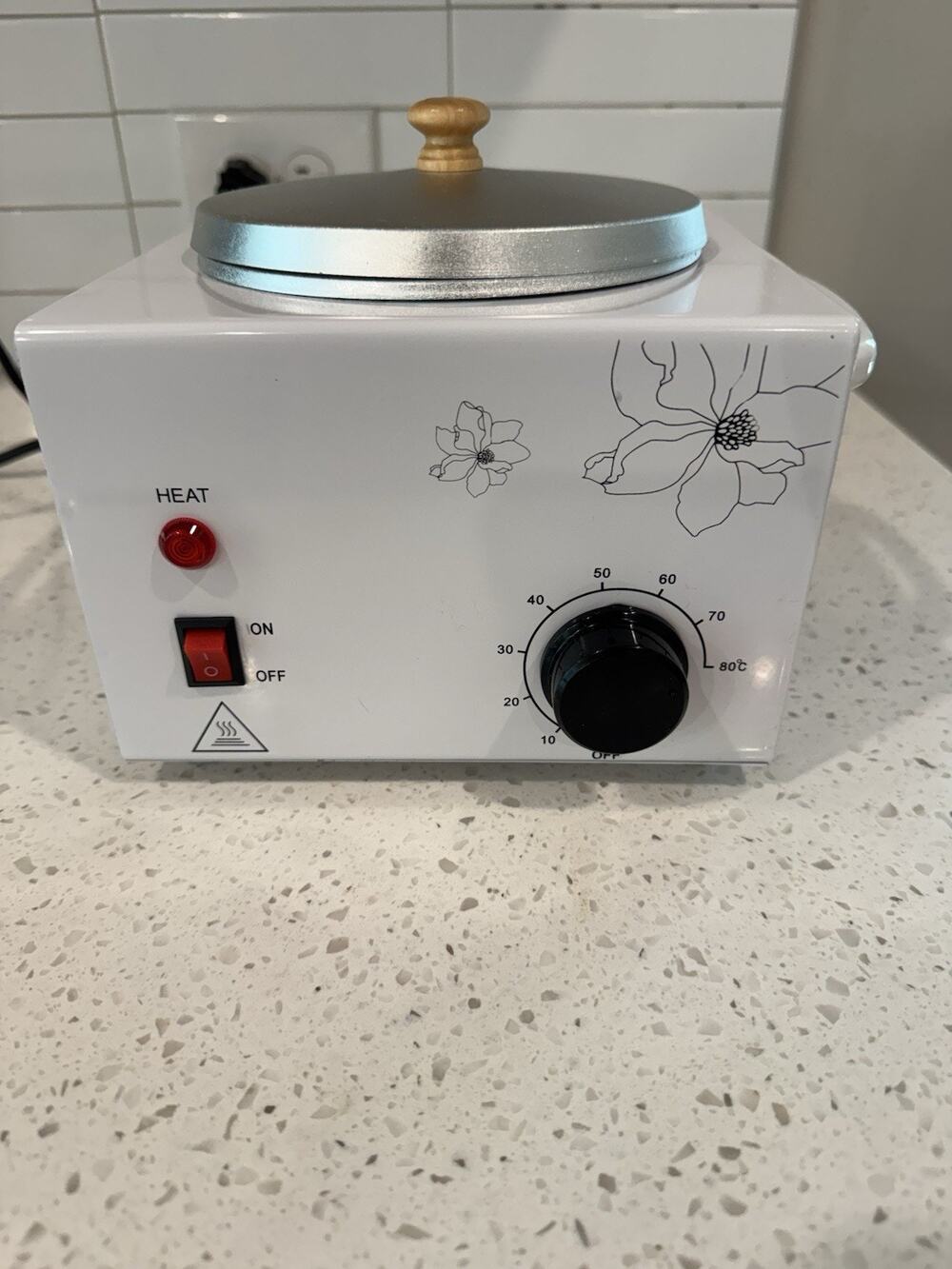 Wax Heater Model WAX-5001 Very Clean